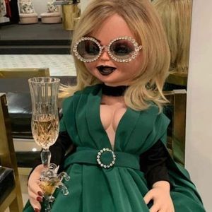 Meet your Posher, Nancy